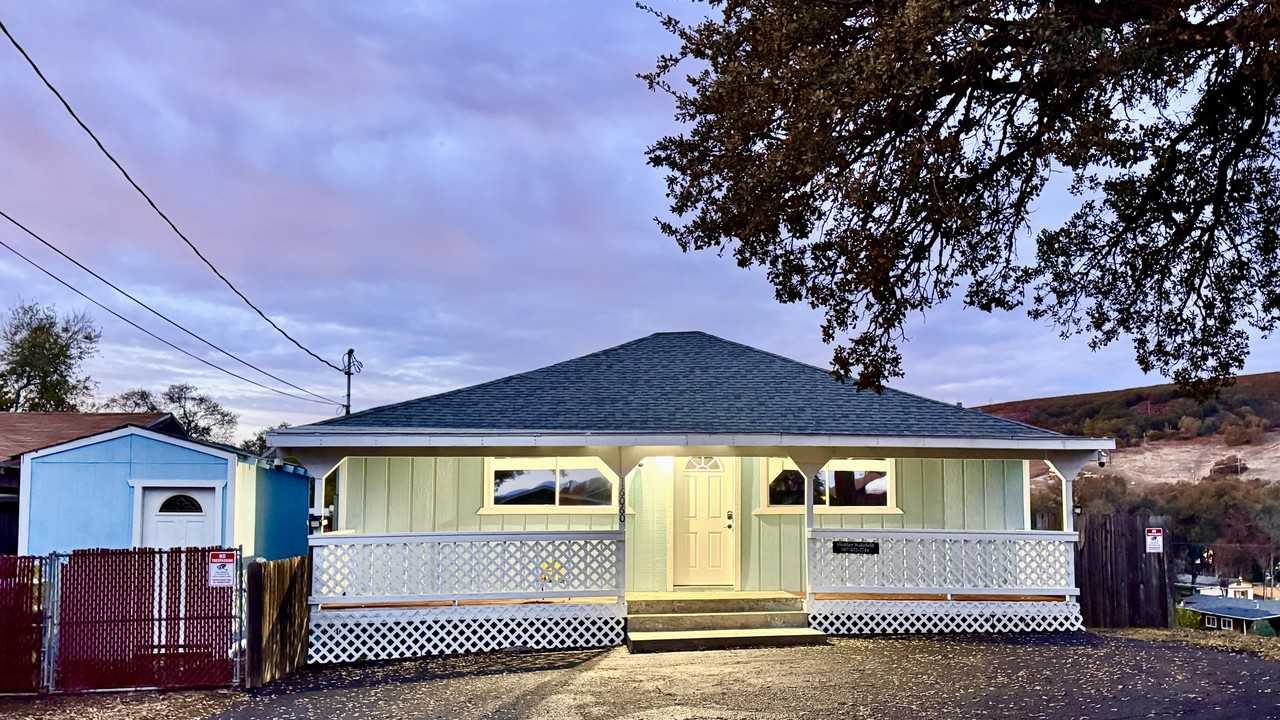 16060 39th Ave #NA - Photo 3 of 37