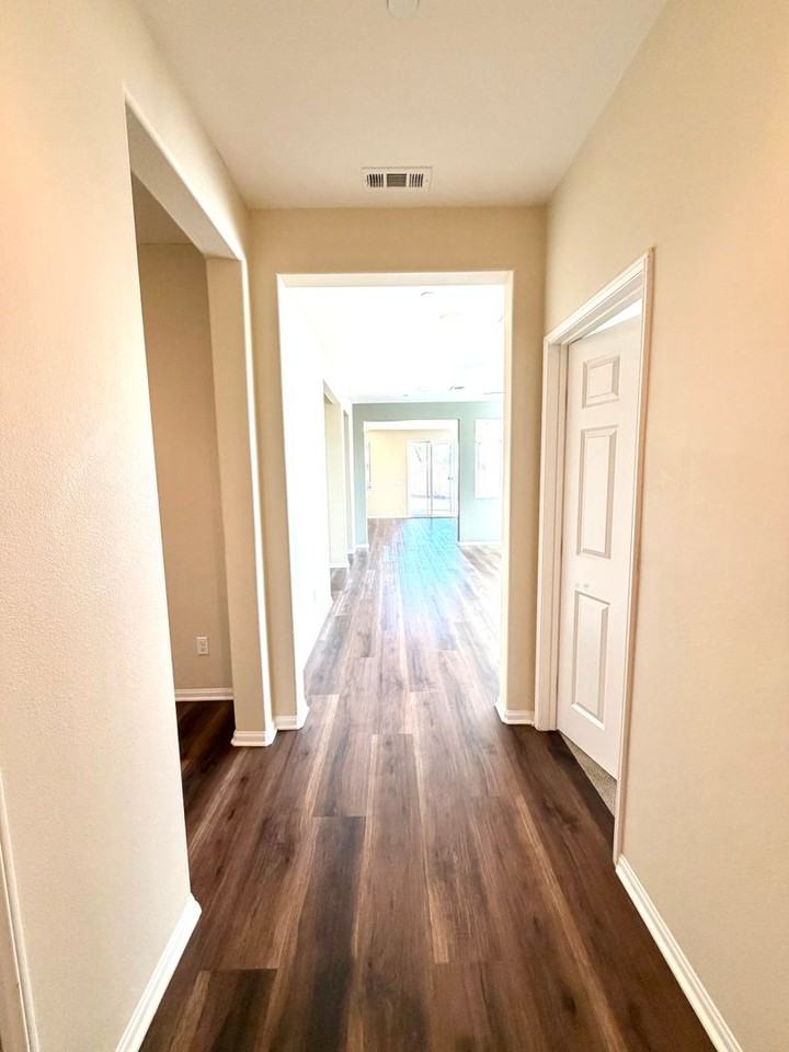 28694 Argo Dr - Photo 6 of 43