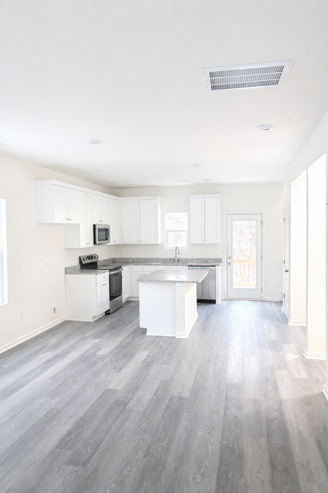 510 Correll Loop Rd - Photo 4 of 19