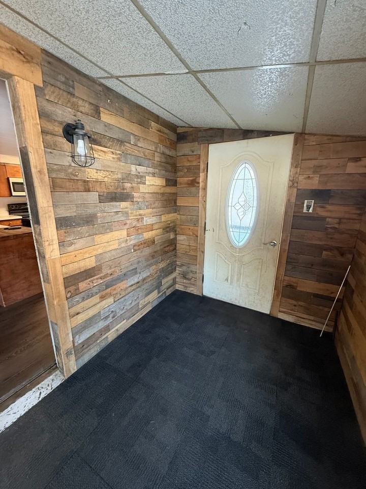 3185 Spring Rd - Photo 5 of 28