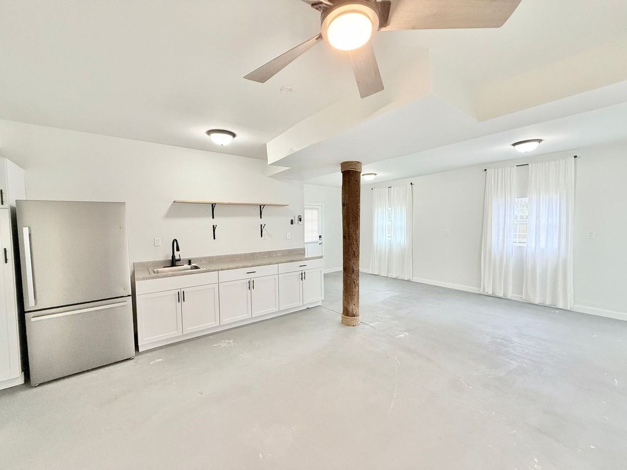 1698 Redfish Point Rd - Photo 2 of 16