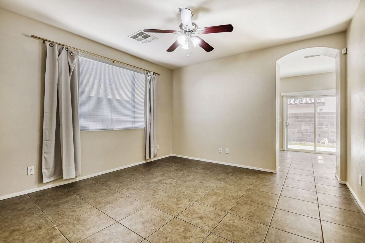 10230 Lupine Meadow Dr - Photo 5 of 29