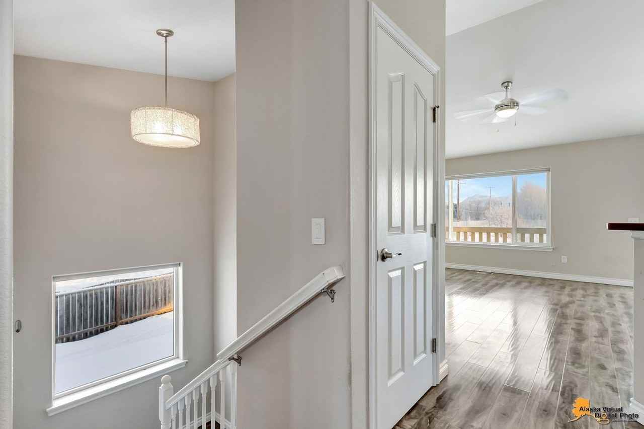 1584 Northbluff Dr - Photo 7 of 34