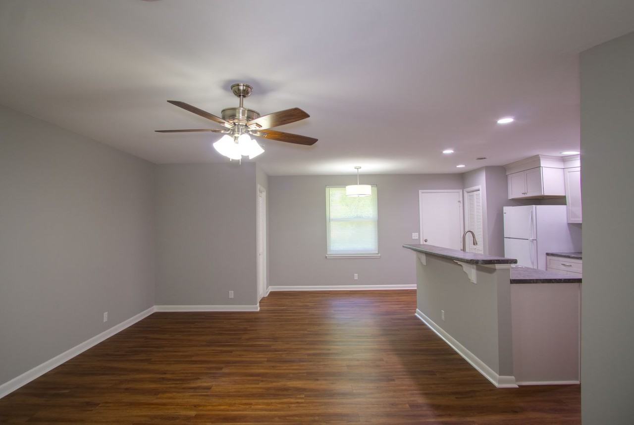 5120 Manorwood Ct - Photo 5 of 17