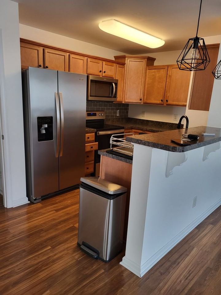 1625 Cherry Blossom Ln - Photo 5 of 15