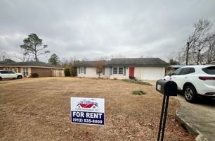 featured image of 2104 Rossway Dr