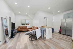 6235 Hobart St - Photo 1 of 1