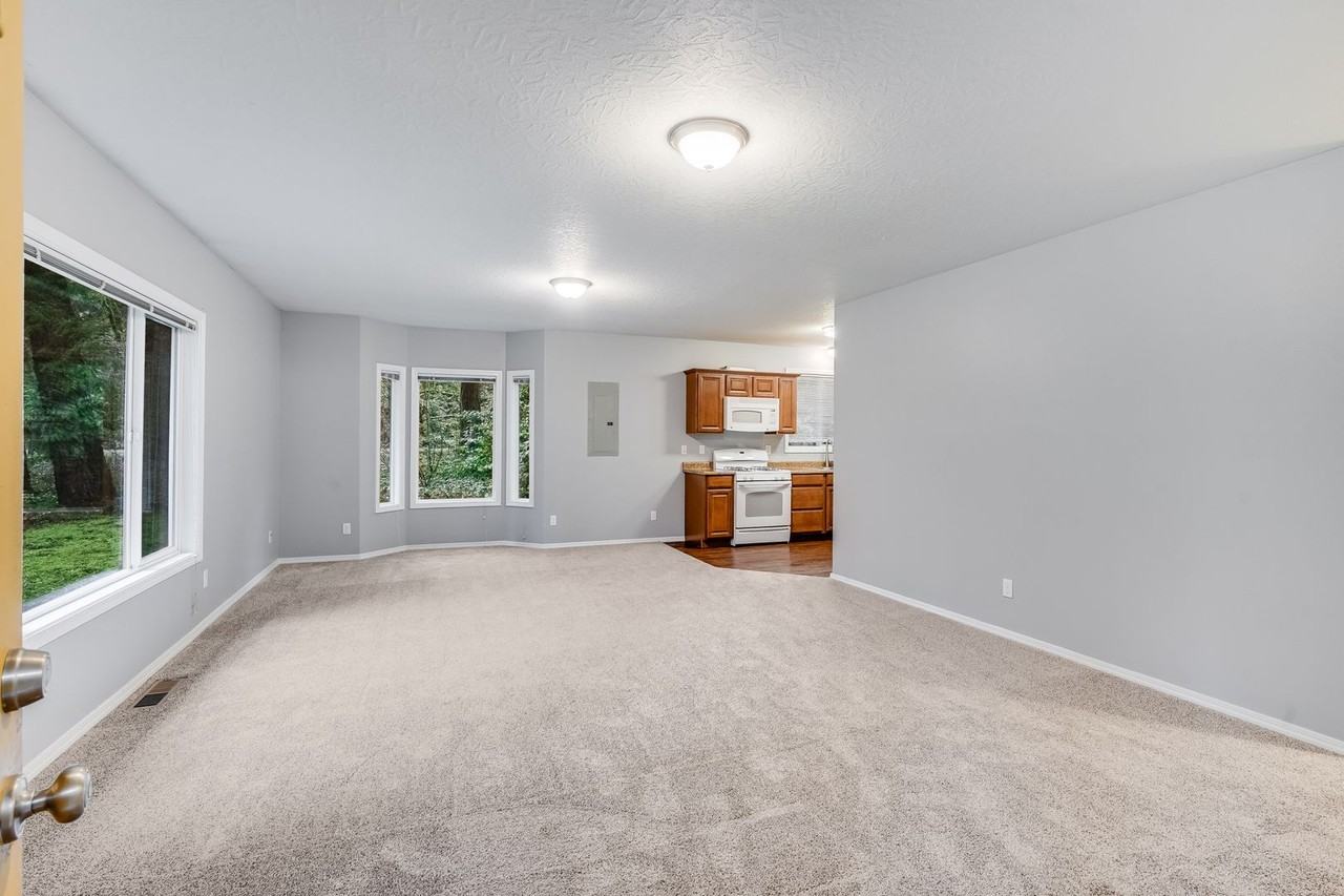 28534 Historic Columbia River Hwy - Photo 4 of 12