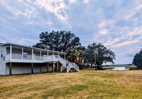 featured image of 3825 C St Se