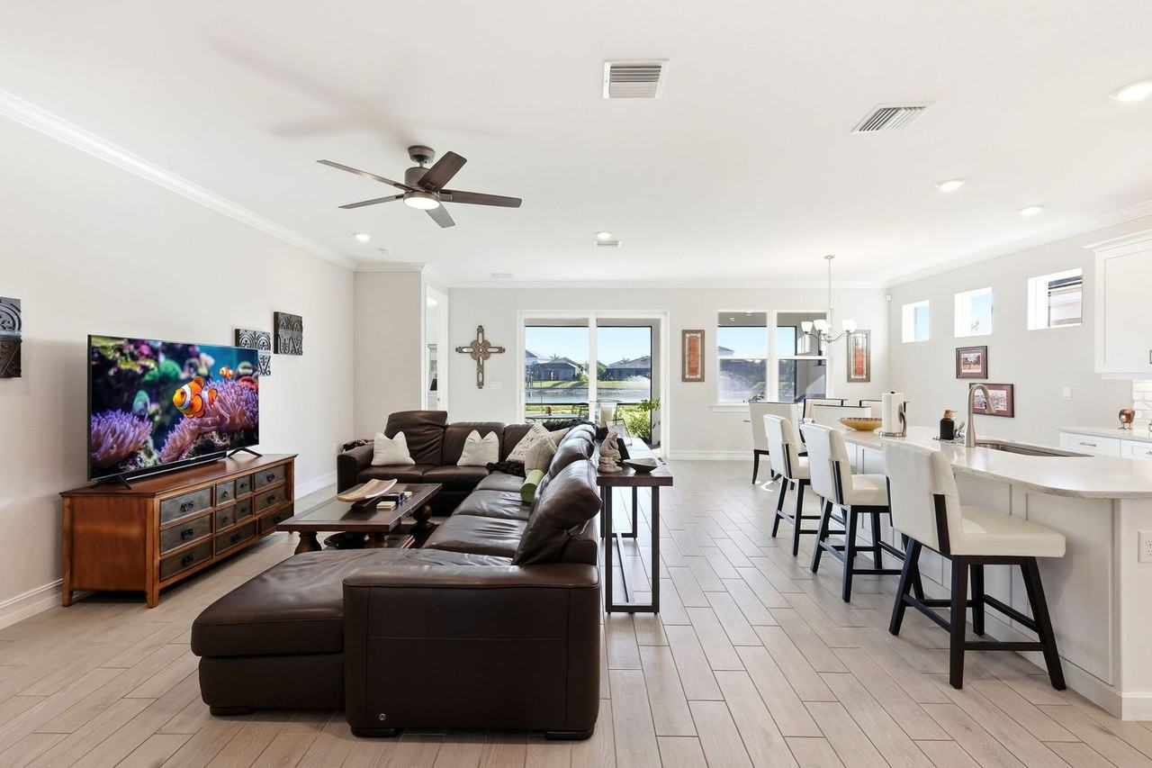 28029 Sanibel Sands St - Photo 5 of 21