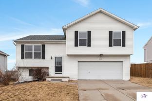 15828 Blackwalnut St - Photo 1 of 1