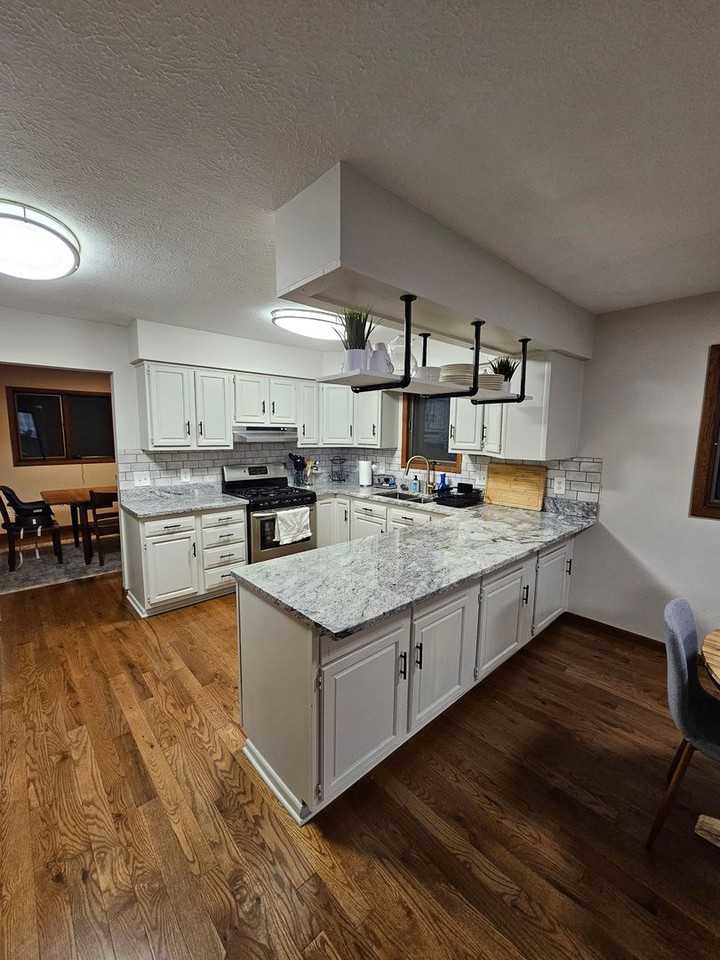 8488 Barbara Dr - Photo 7 of 28