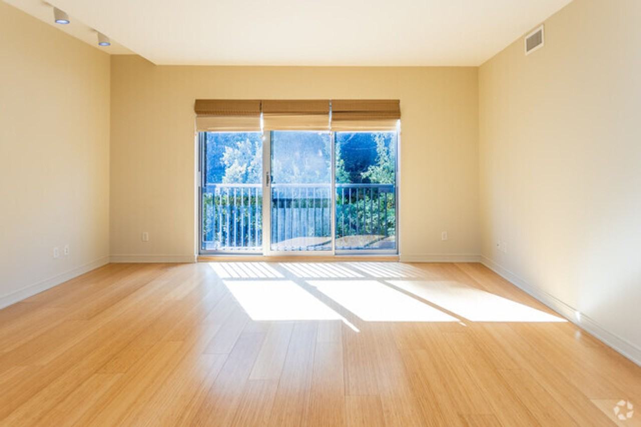 Gateway Commons - Photo 4 of 11