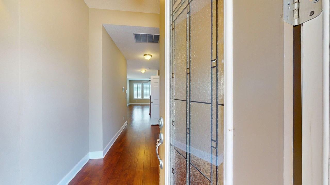 285 Garden Wood Dr - Photo 4 of 31