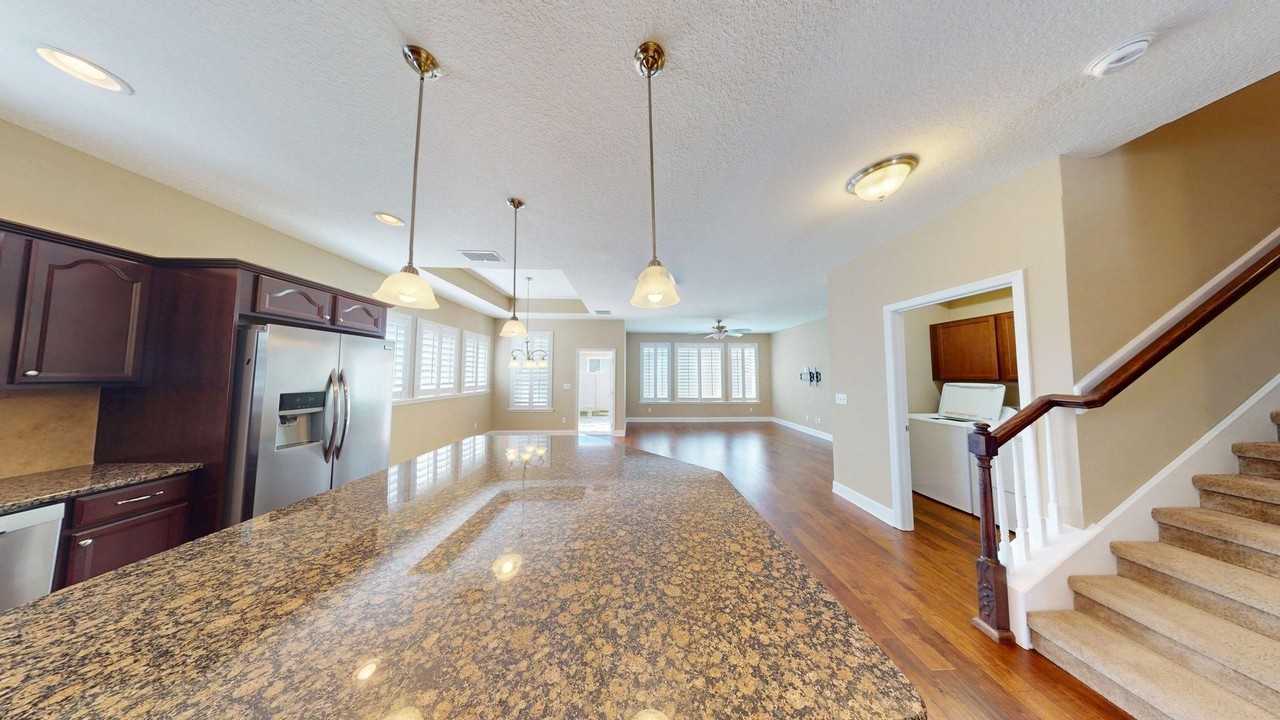 285 Garden Wood Dr - Photo 5 of 31