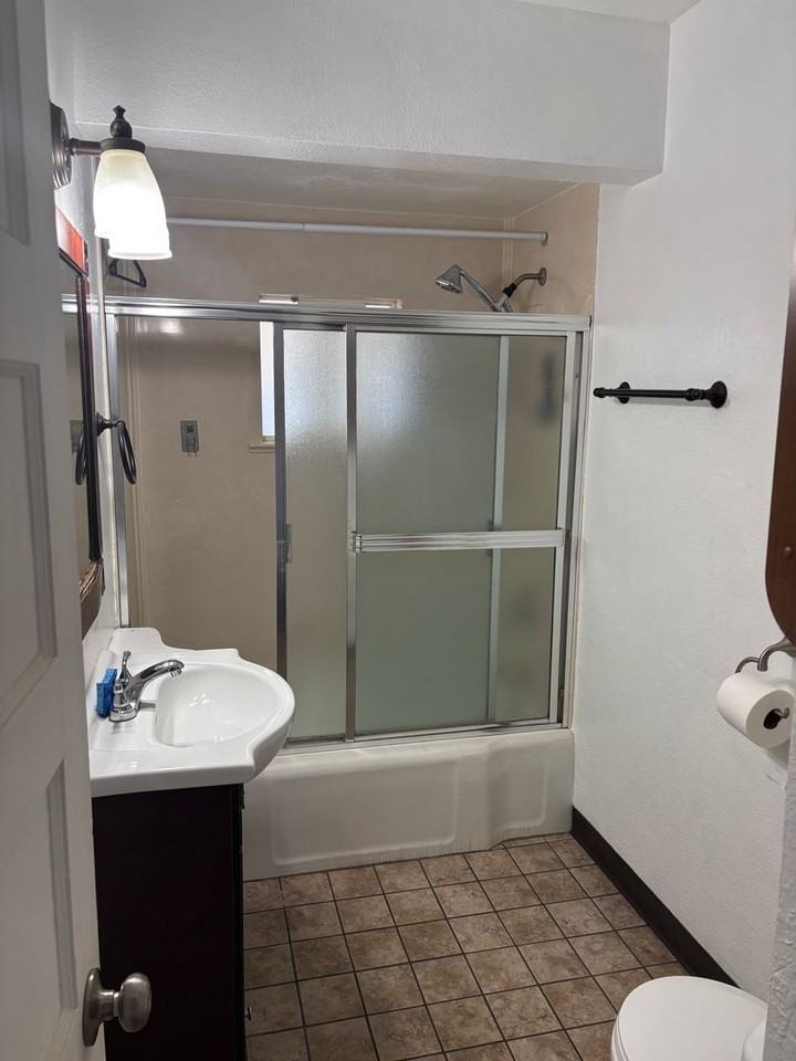 856 Taber Ave - Photo 3 of 12