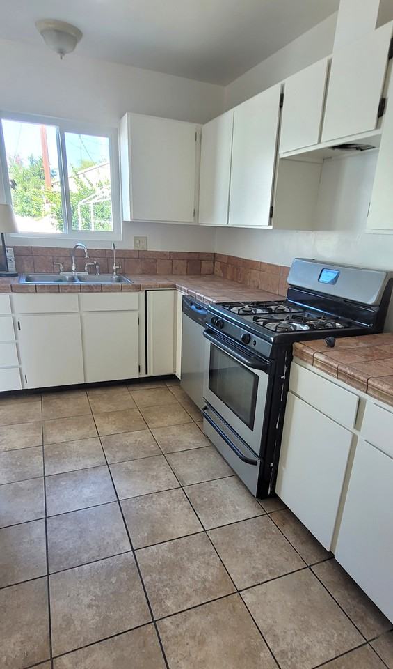 12829 Willard St #NA - Photo 4 of 11