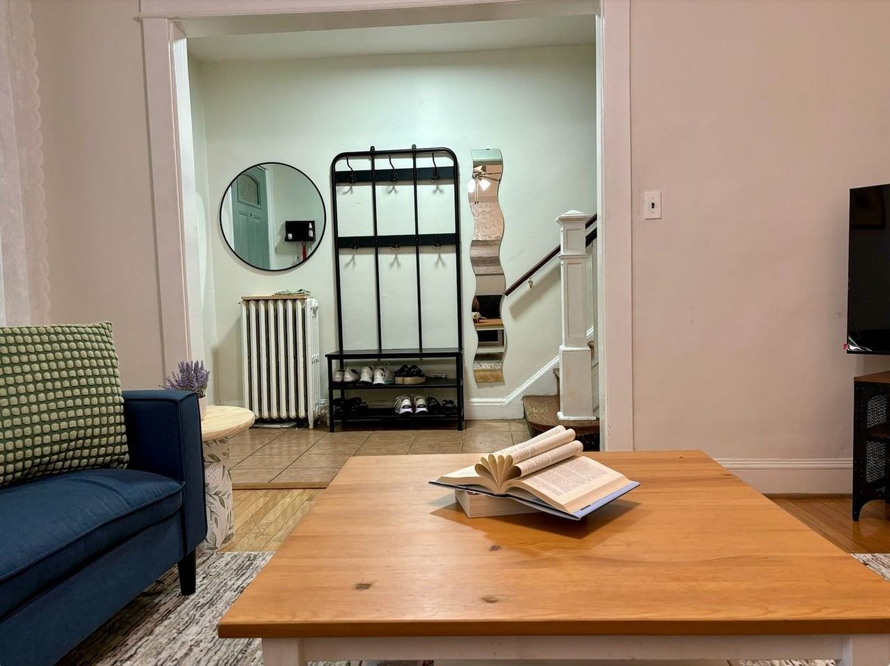 1403 W Virginia Ave Ne - Photo 2 of 16