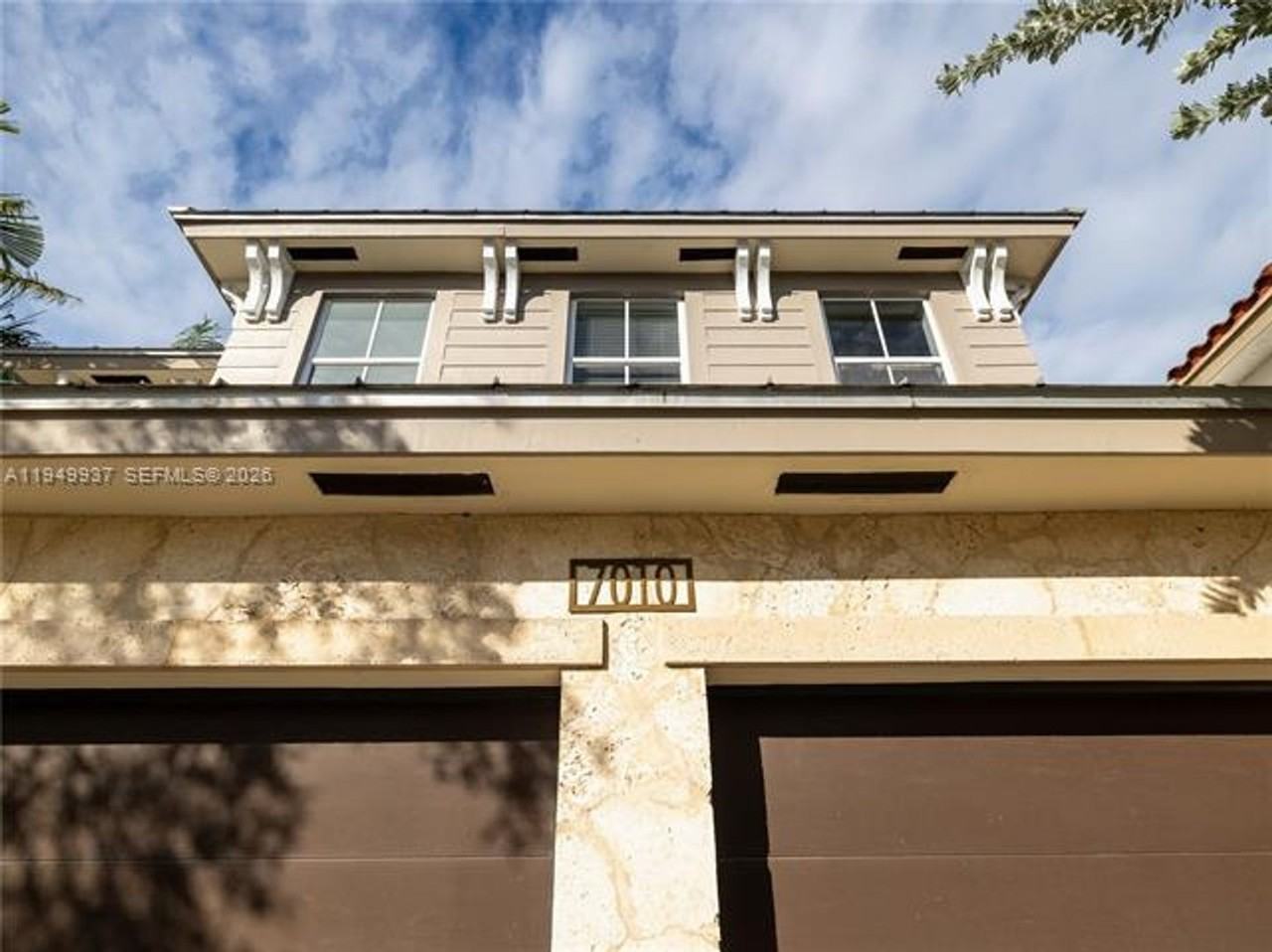 7010 Nw 106th Ave #0 - Photo 2 of 50