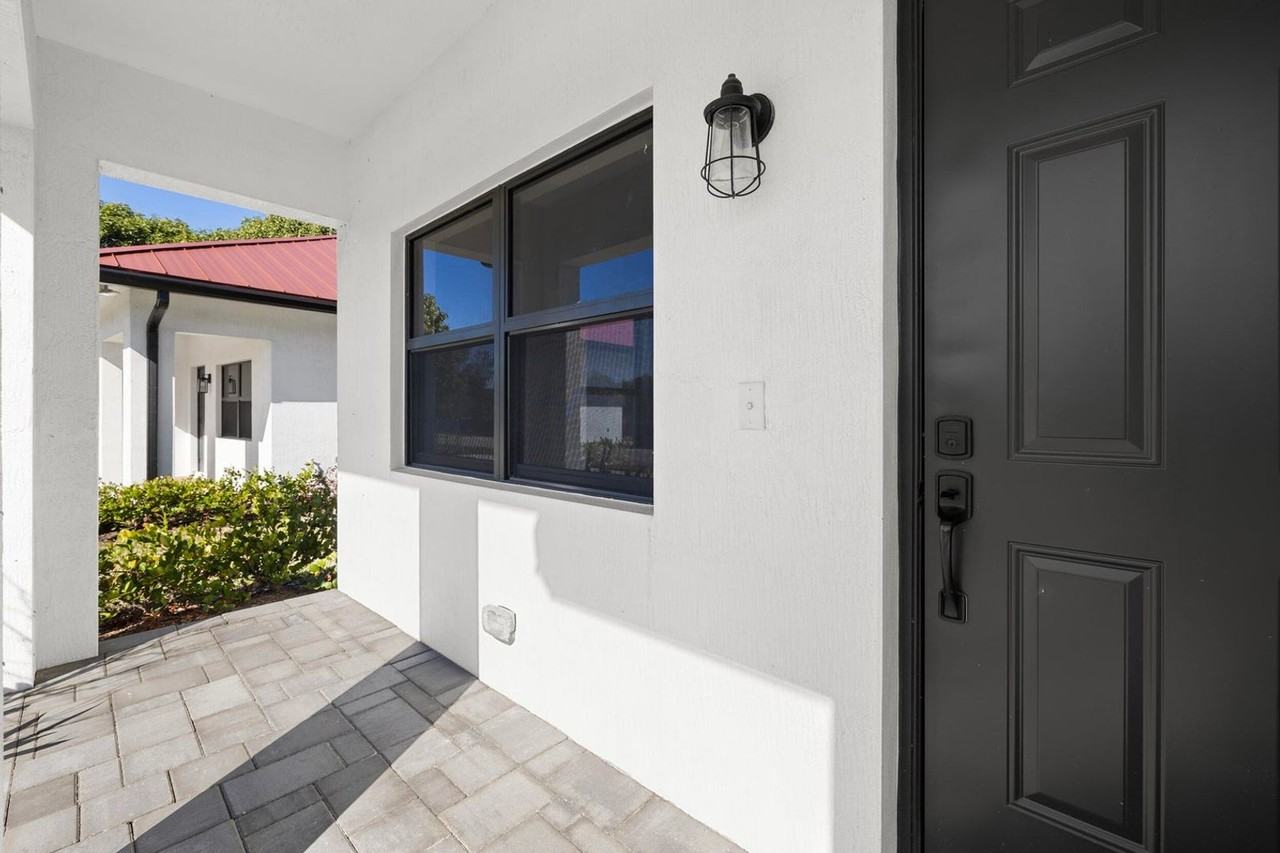 2311 Zeder Ave - Photo 5 of 39