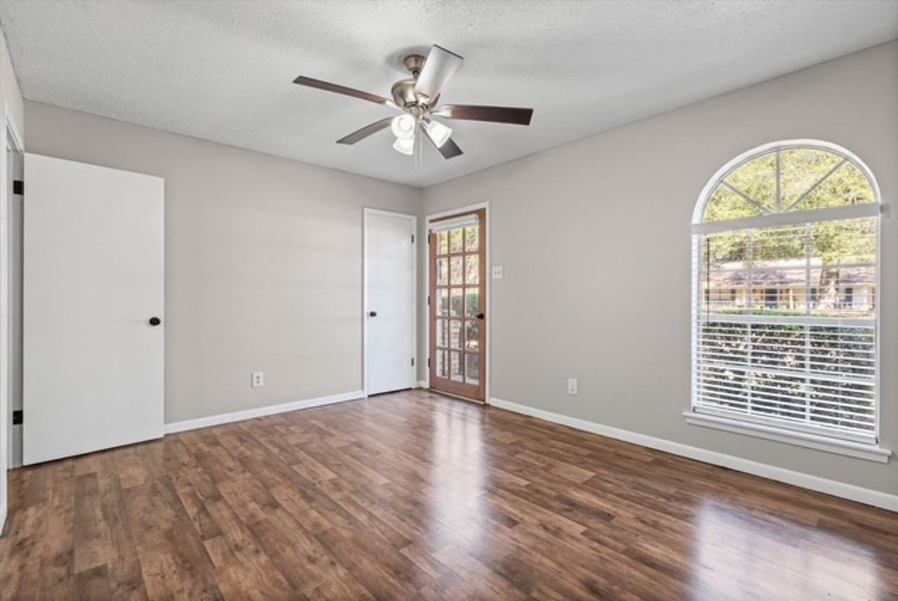 7411 Wigfield Rd - Photo 5 of 21