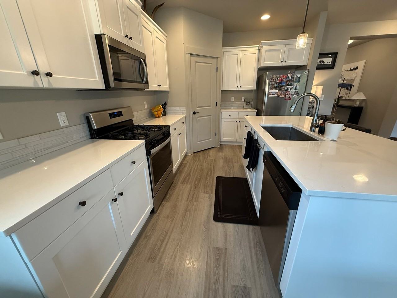 16672 Barron Dr - Photo 7 of 29