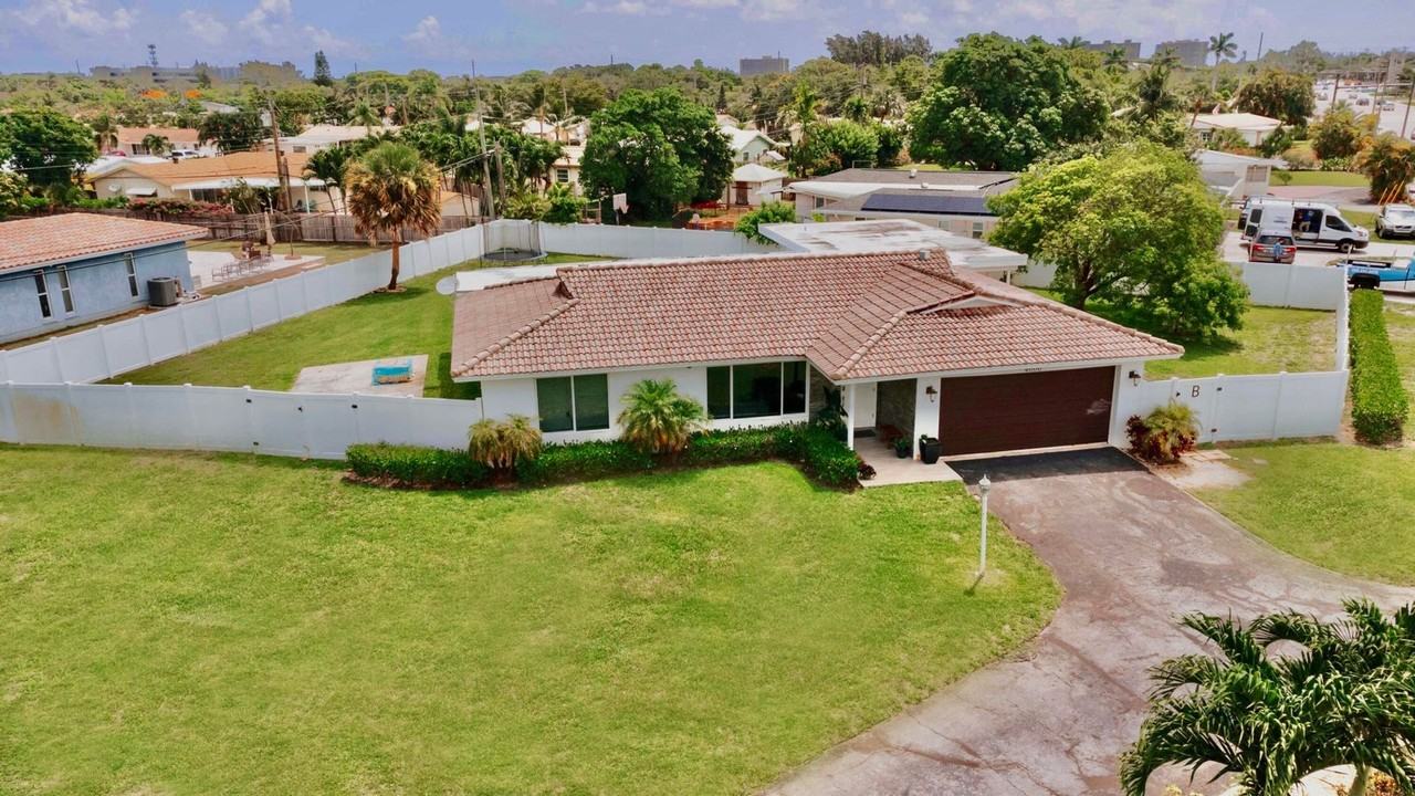 4000 Nw 3rd Ave - Photo 5 of 33