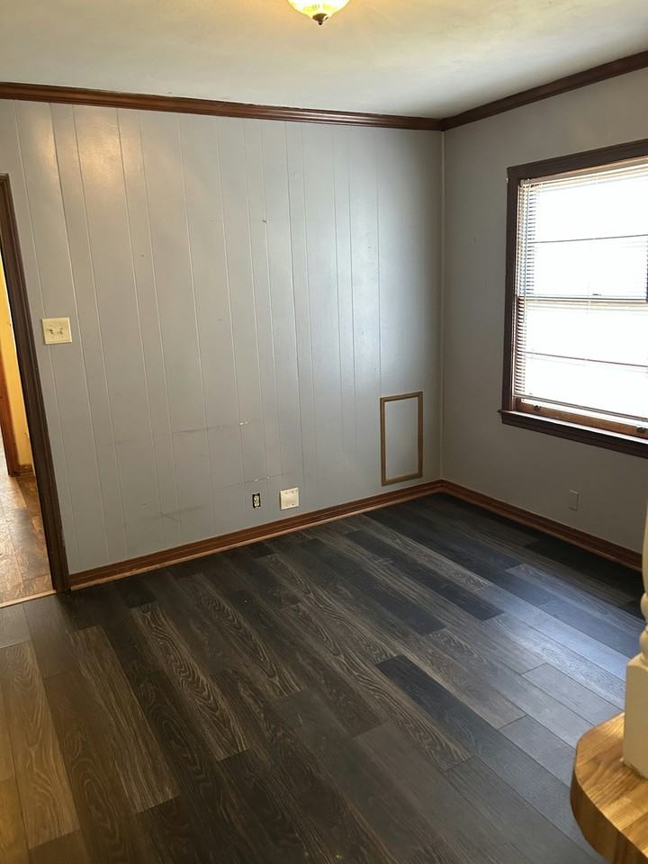 2501 Robin Hood Drive - Photo 5 of 13