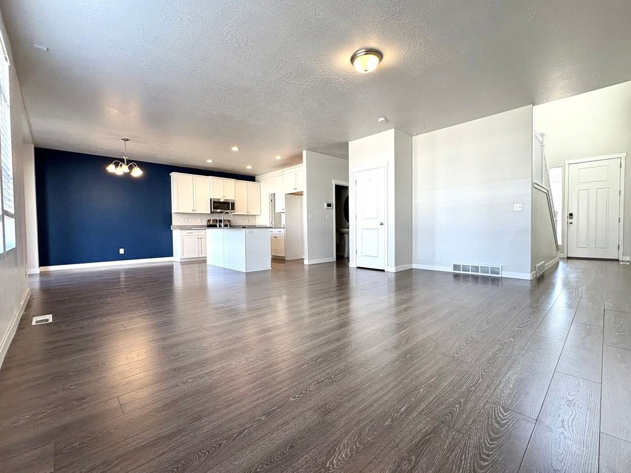 5926 W 8100 S - Photo 6 of 35