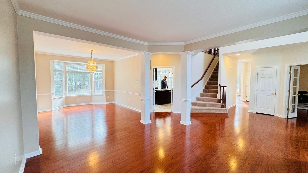 9161 Lost Fields Ct - Photo 6 of 50