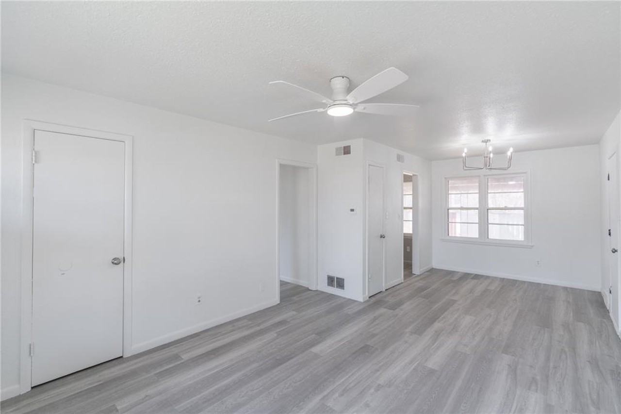 2333 Eagle Dr - Photo 4 of 23