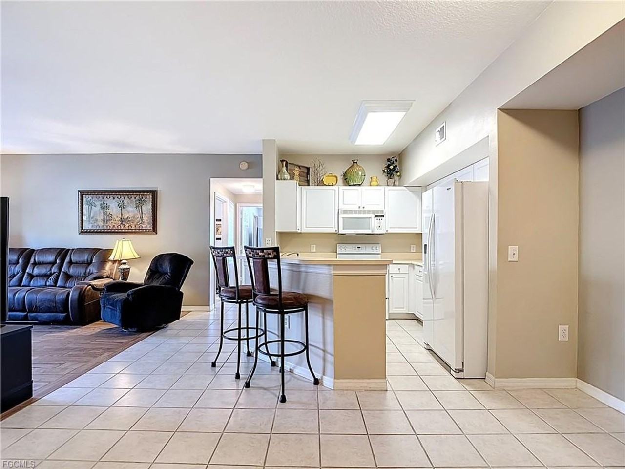 15630 Ocean Walk Cir #102 - Photo 4 of 30