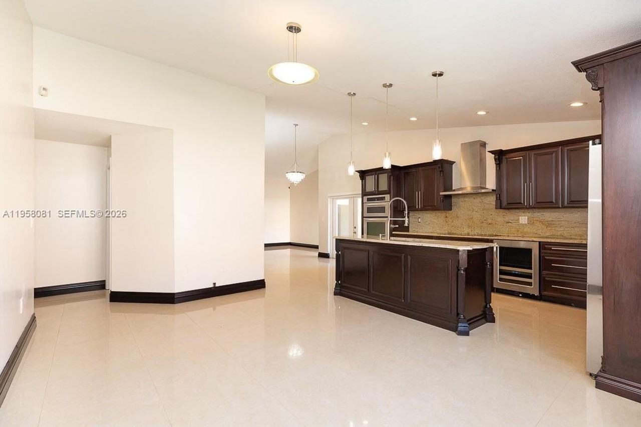 4148 Sw 153rd Ter - Photo 2 of 18