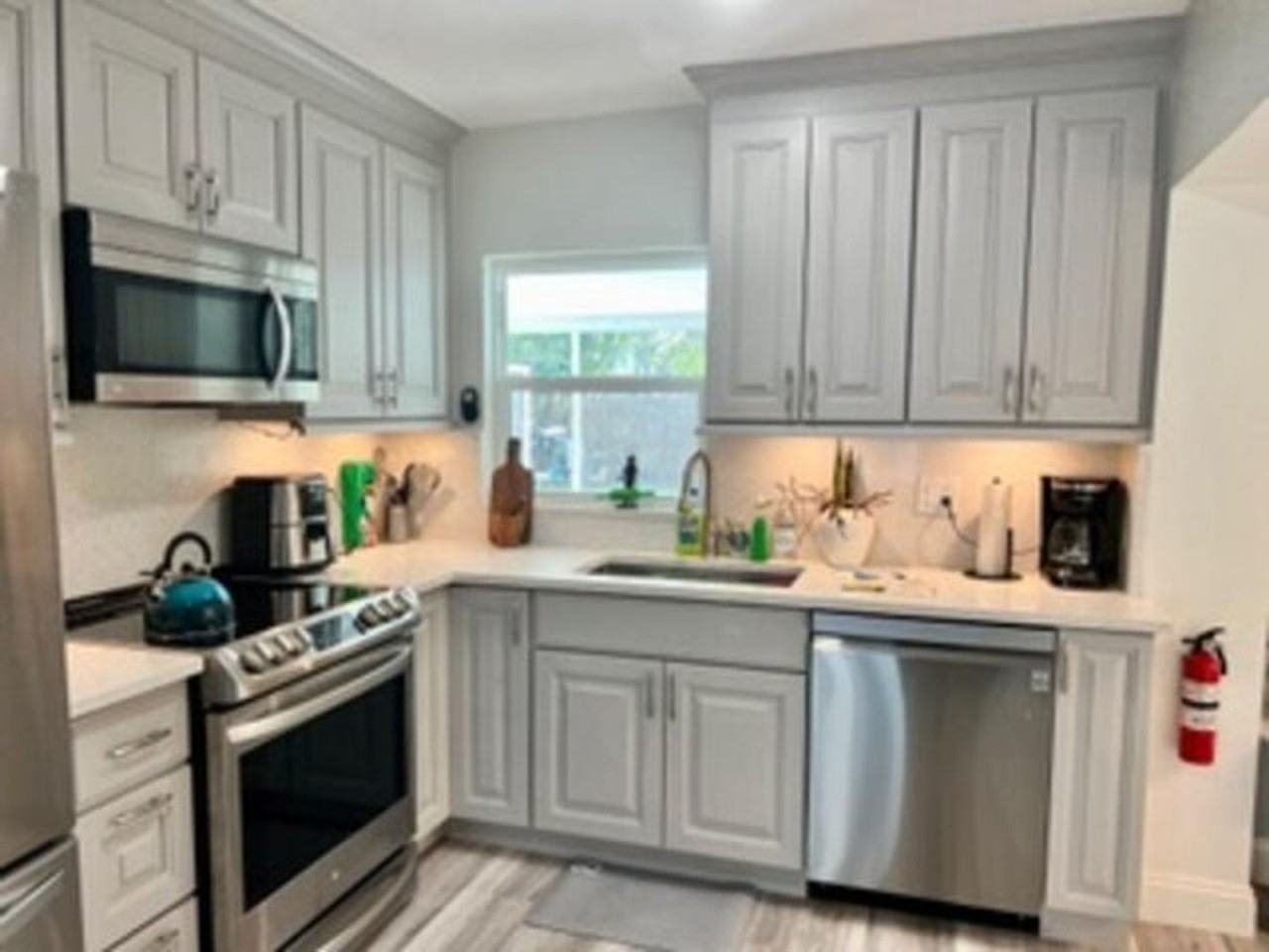 200 Ne 56th St - Photo 5 of 20