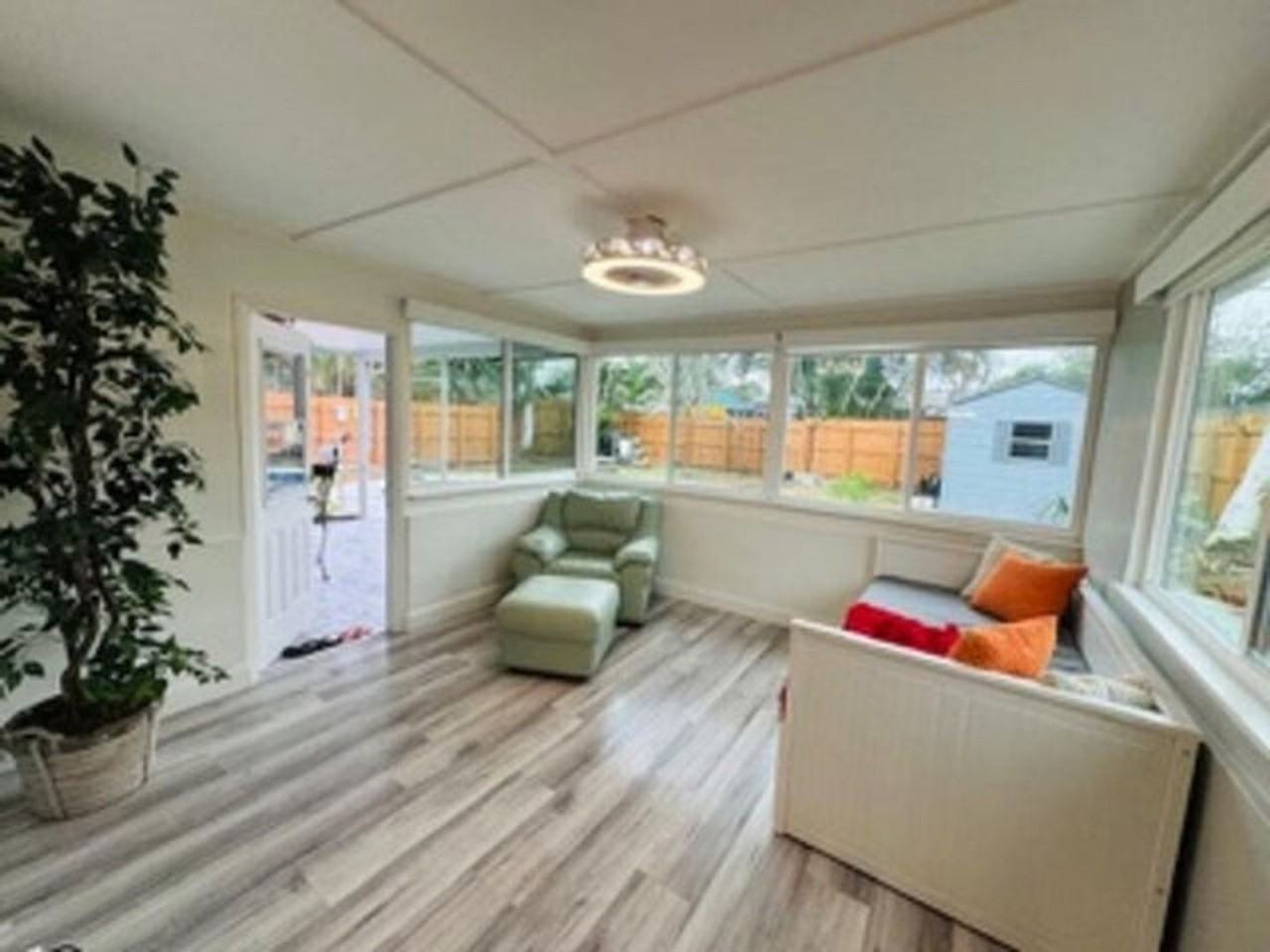 200 Ne 56th St - Photo 7 of 20