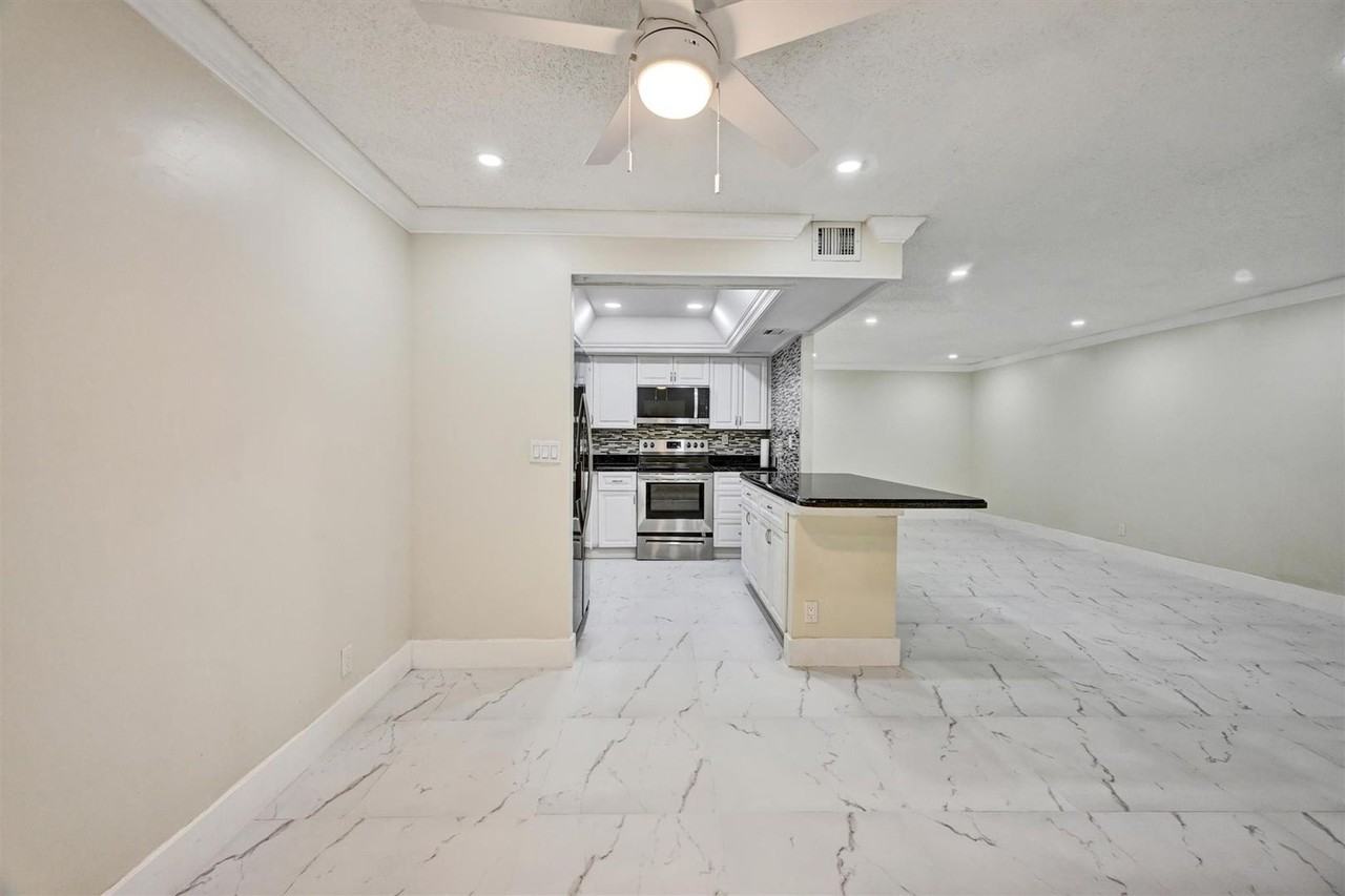 3336 3336 Quail Close 1 - Photo 3 of 21