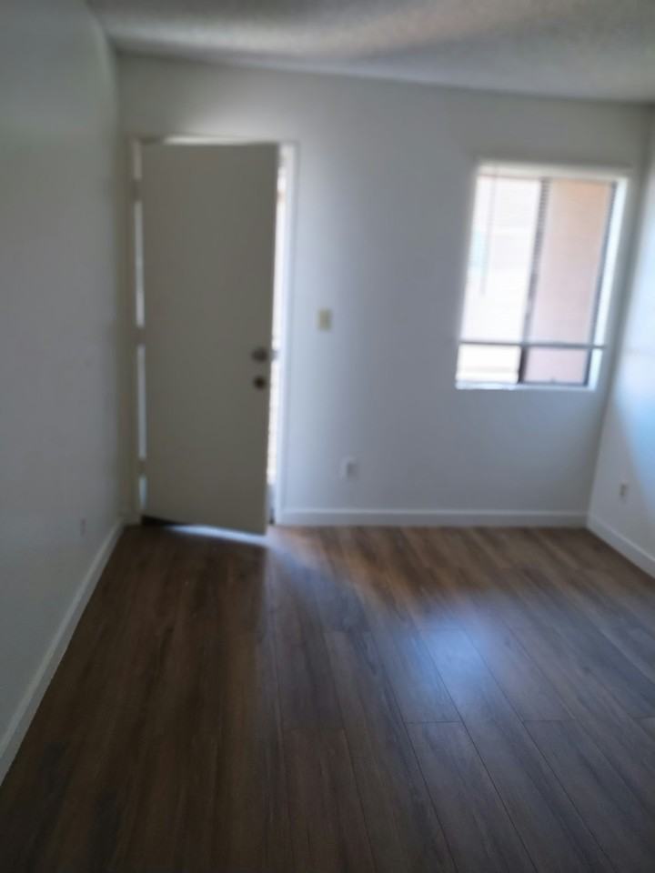 9421 Rose St, Unit 202 - Photo 5 of 7