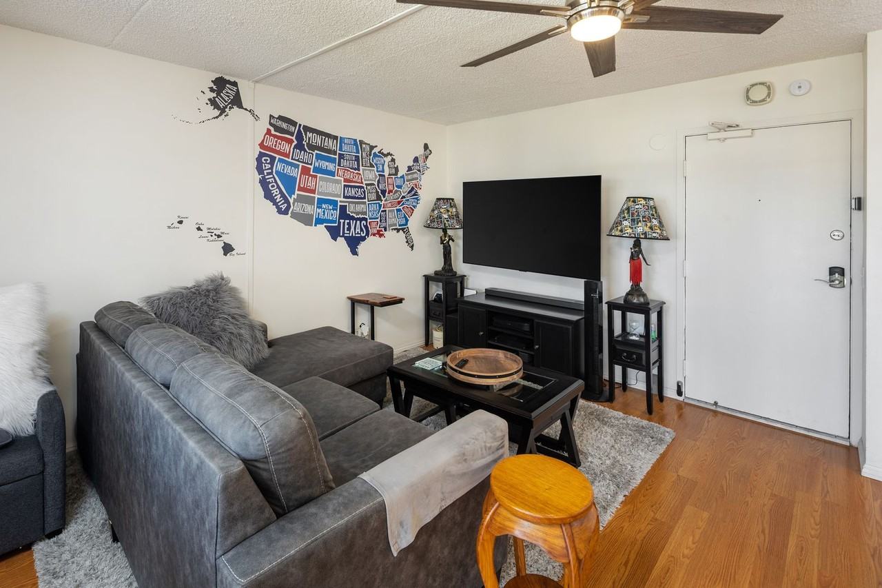 430 Keoniana St #1010 - Photo 3 of 21