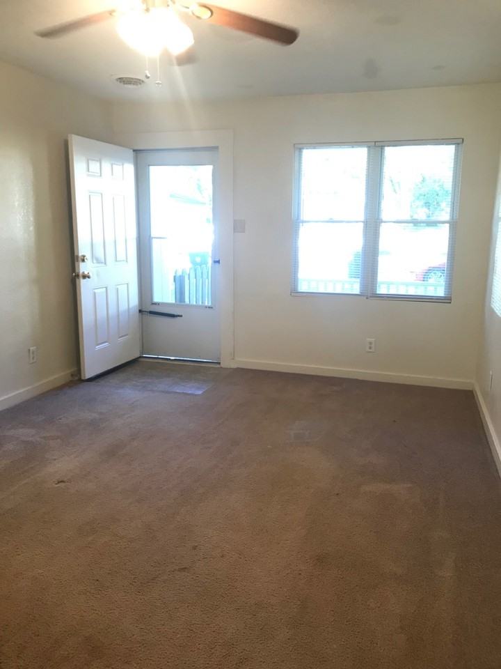 3424 Sw Brendan Ave - Photo 3 of 6