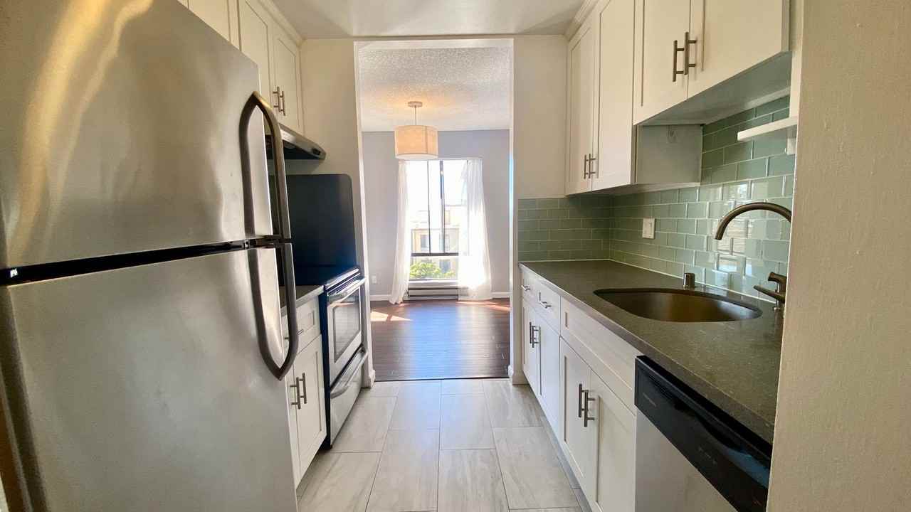 4 Commodore Dr #D447 - Photo 6 of 18