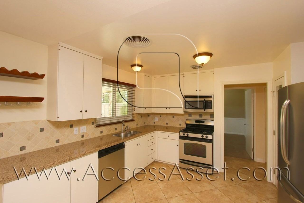 77470 Wyoming Ave - Photo 6 of 22