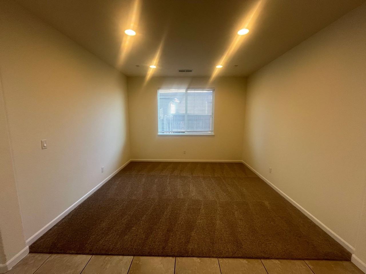 5405 Mill Water Cir - Photo 4 of 29