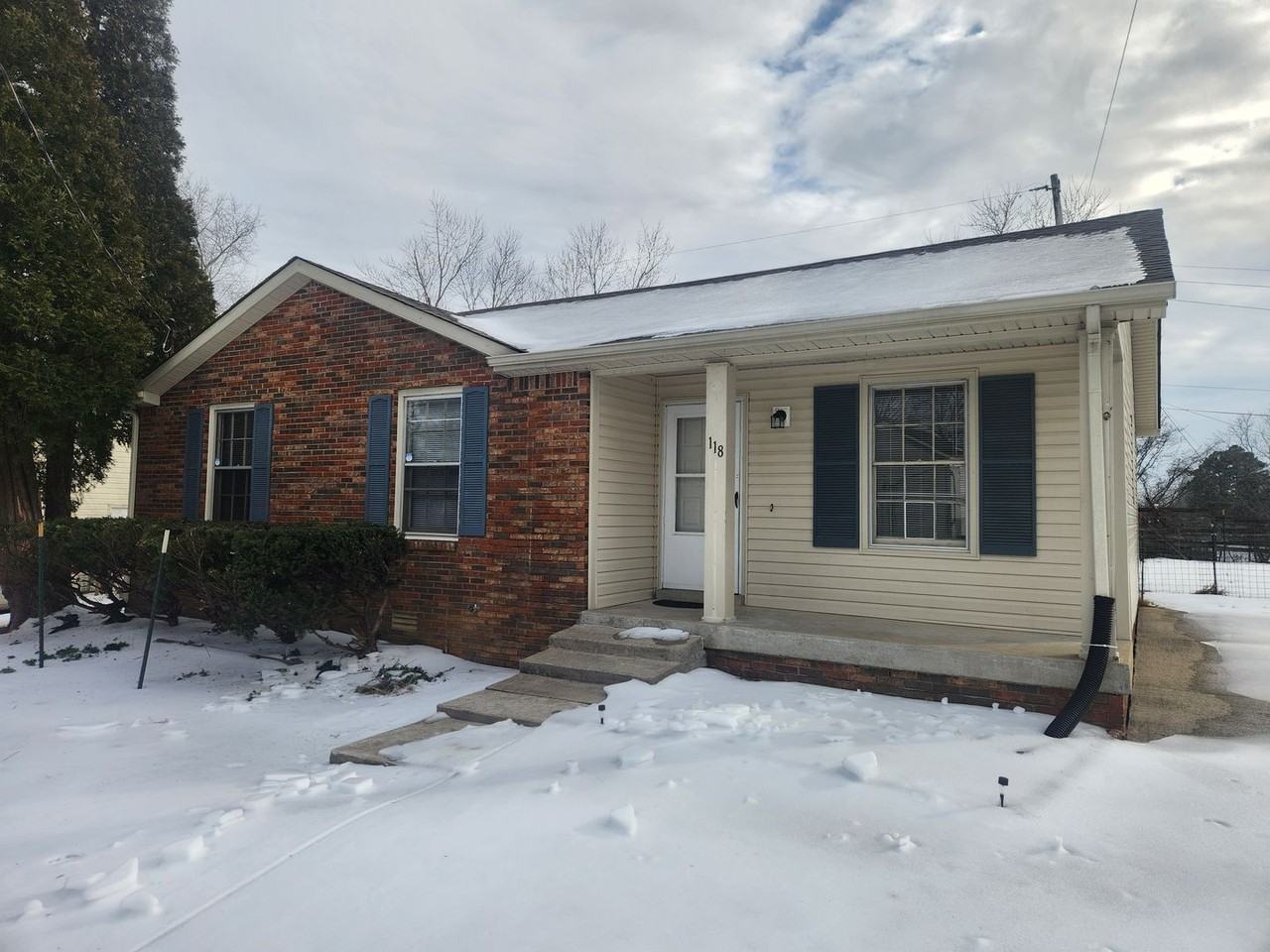 118 Cunningham Pl - Photo 2 of 15