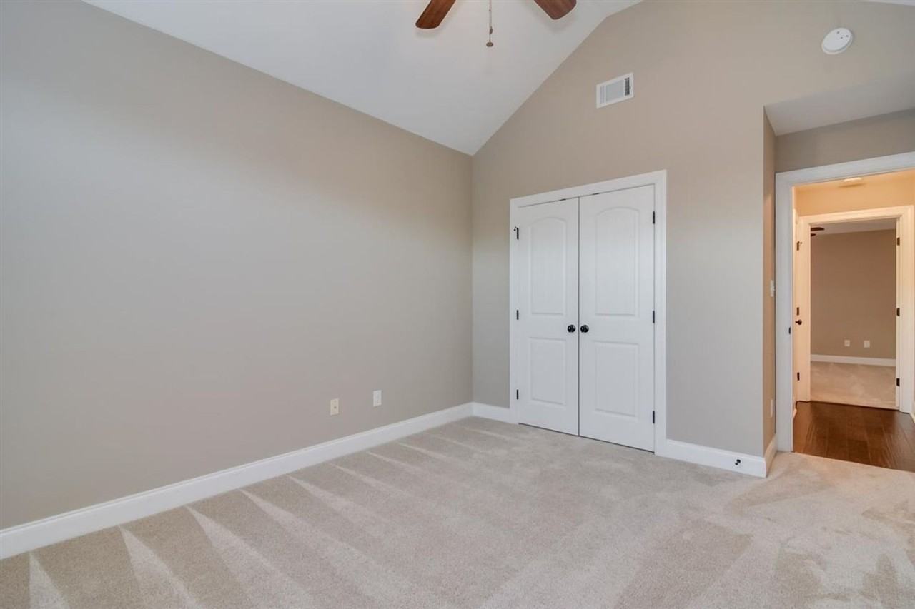 219 Sandleton Way - Photo 2 of 38