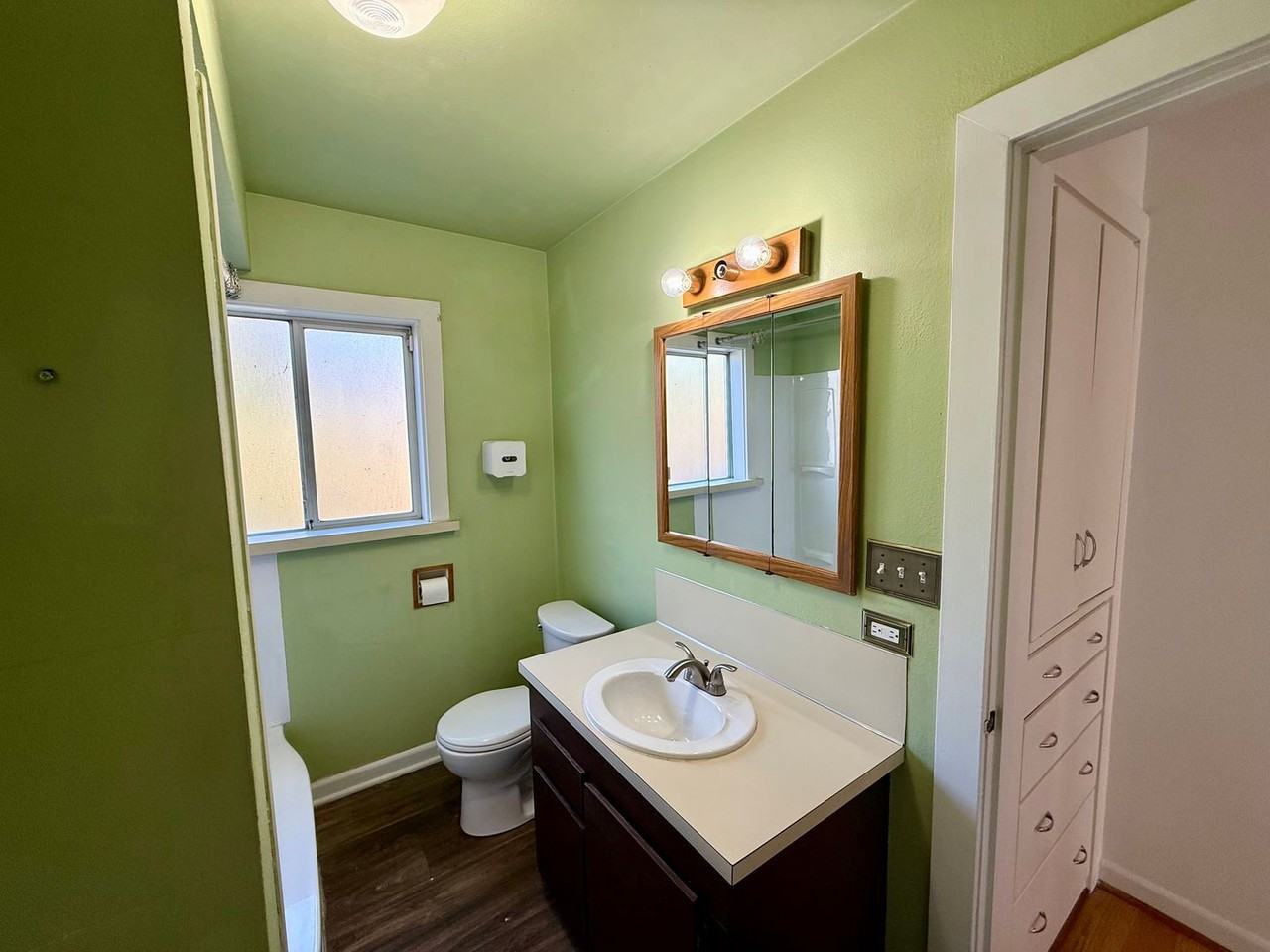 4615 Picnic Point Rd - Photo 7 of 9