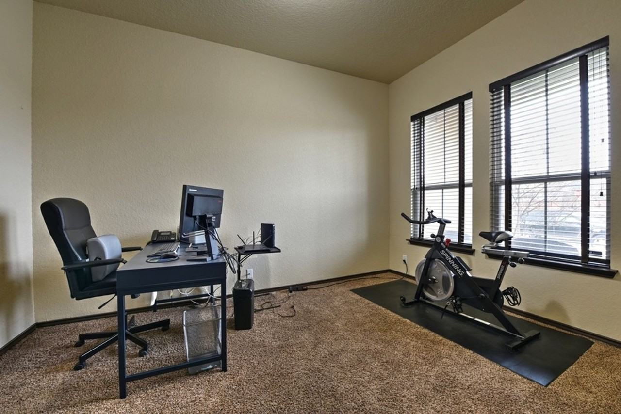 8923 Dusty Run Ln - Photo 4 of 25