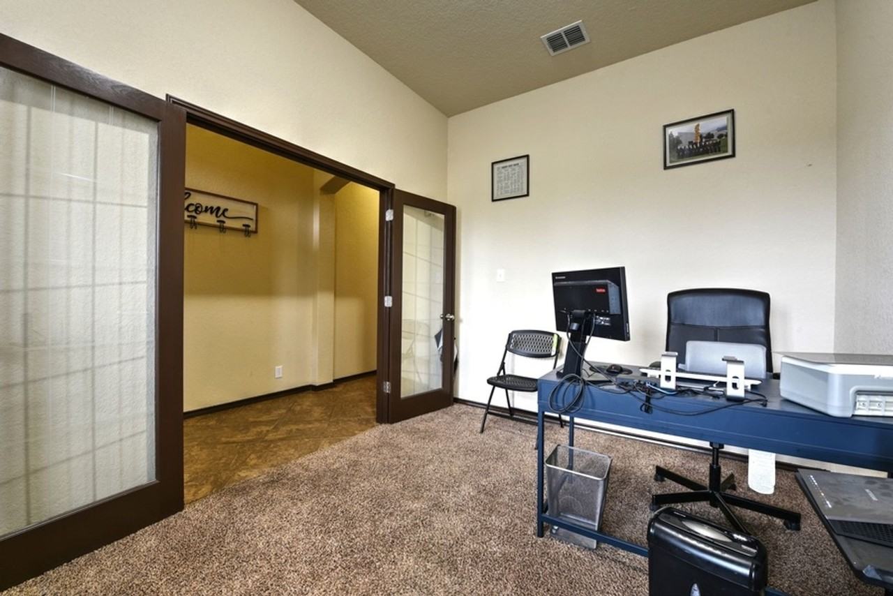 8923 Dusty Run Ln - Photo 5 of 25