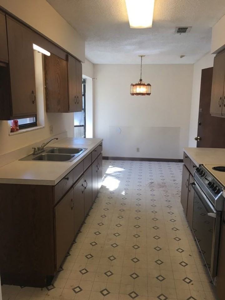 7906 Dwyer Dr - Photo 6 of 6