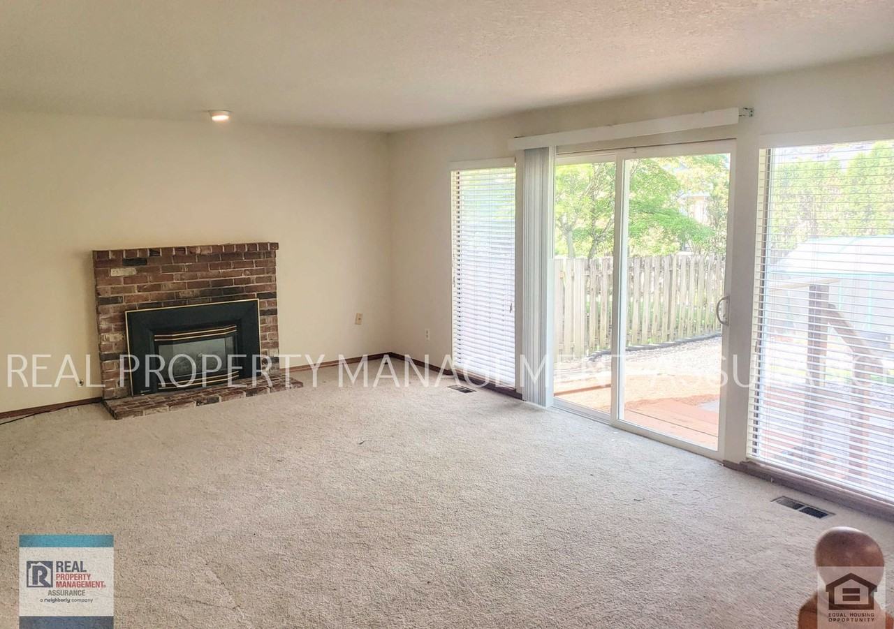 7125 Sw 163rd Pl - Photo 7 of 33