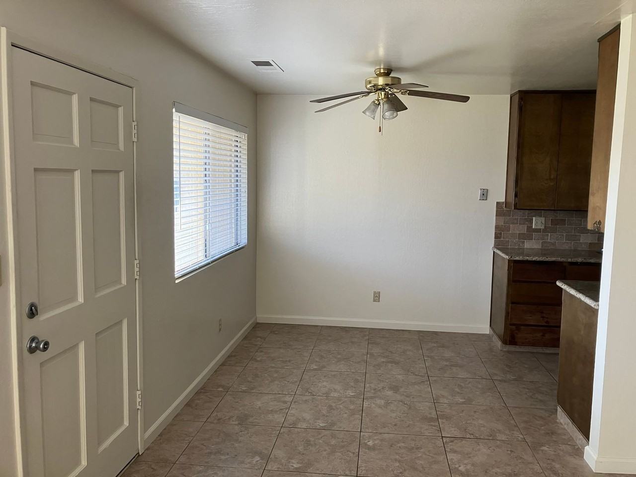 2509 Plumeria Ct #C - Photo 3 of 12